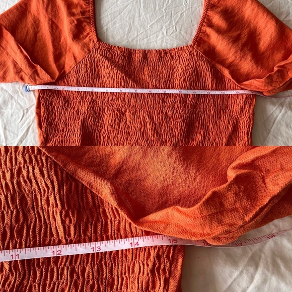 NWOT Paper Crane Rust Orange Puff Sleeve Tie Front Crop Top M - Picture 9 of 10